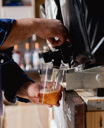 Man pulling a pint